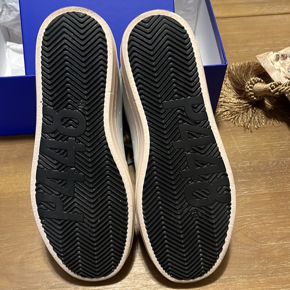 P448 sneakers only worn a few times , not the right size for me .perfect - Picture 5 of 7
